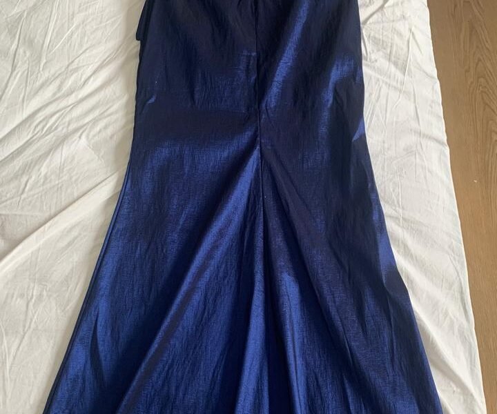 Vestido elegante azul